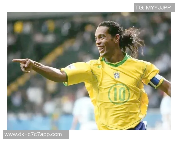 世界足球传奇小罗的辉煌生涯与独特魅力解析 世界足球传奇小罗的辉煌生涯与独特魅力解析